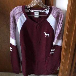 Women’s Sm PINK Vic Secret longsleeved top